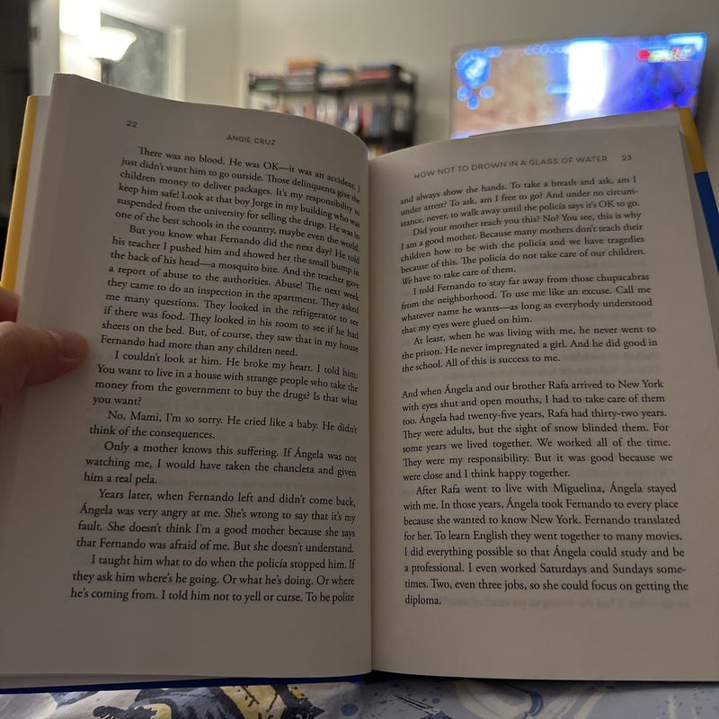 How Not to Drown in a Glass of Water by Angie Cruz, Hardcover Pangobooks