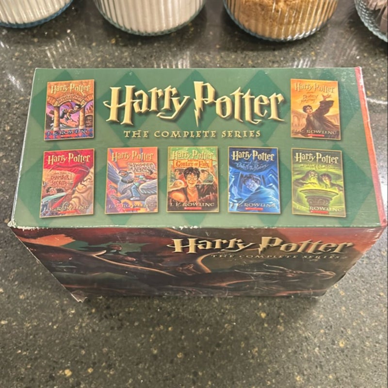 Harry Potter Paperback Boxset #1-7