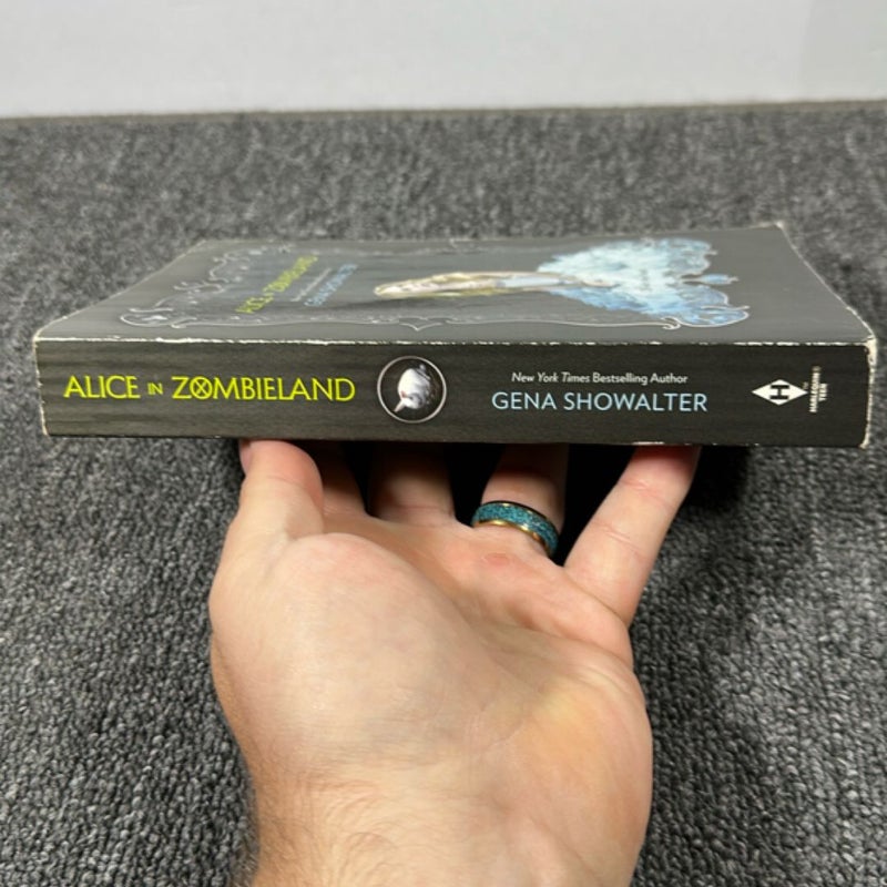 Alice in Zombieland