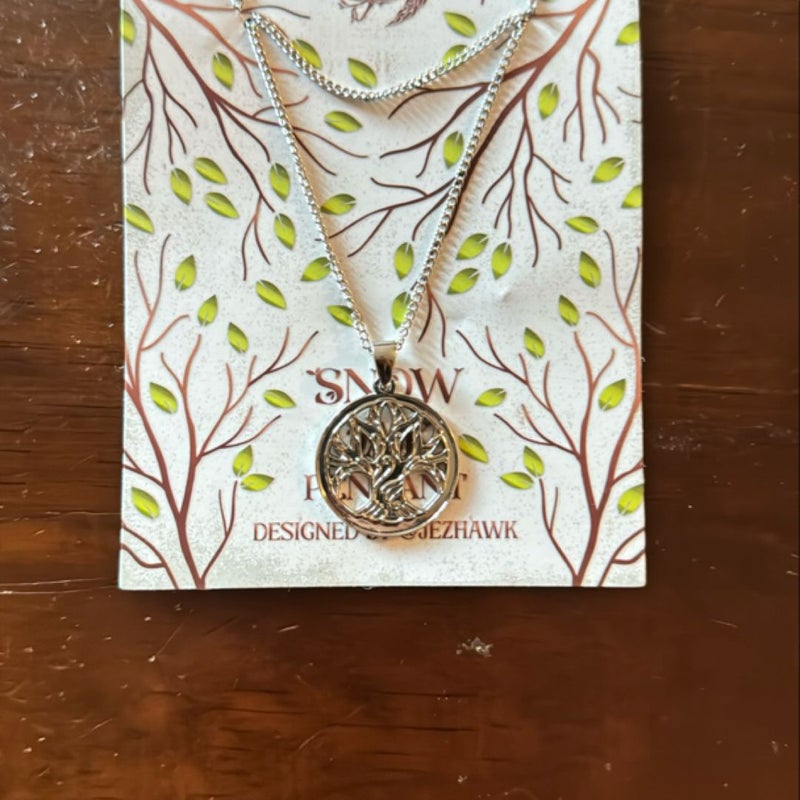 Black Witch Chronicles Snow Oak Pendant necklace (FairyLoot exclusive) 