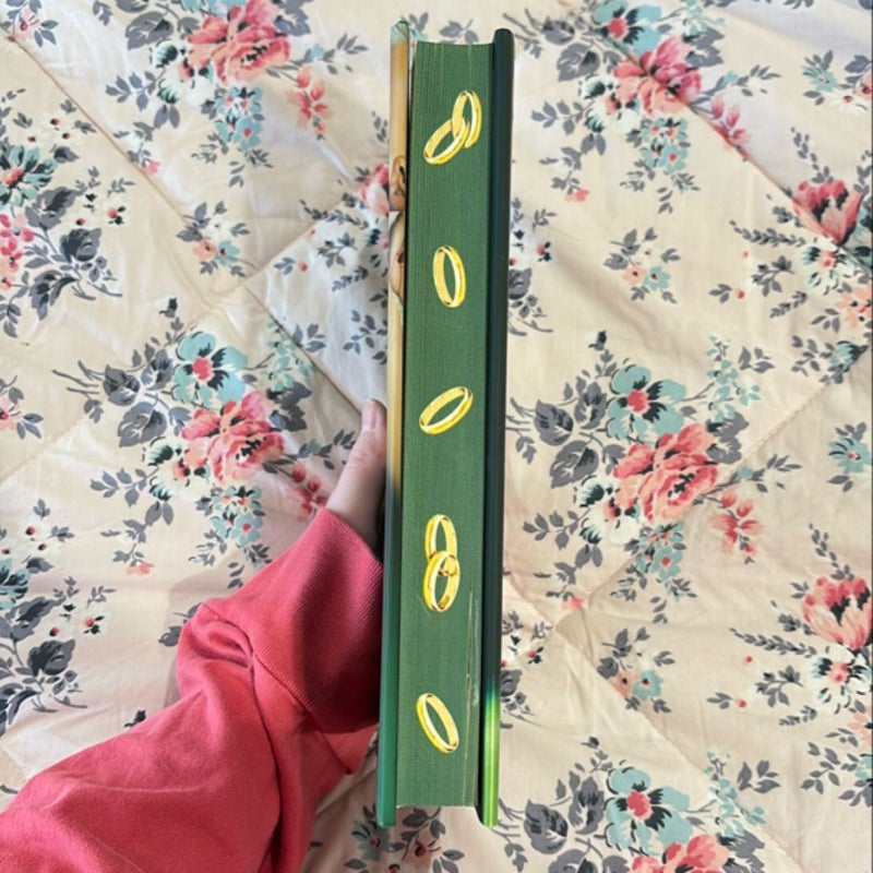 The Seven Husbands of Evelyn Hugo: Deluxe Edition Hardcover