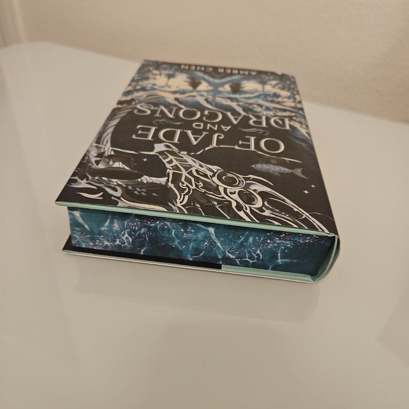 Illumicrate: Of Jade and Dragons Signed Special Edition