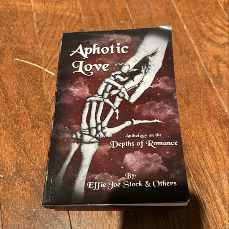 Aphotic Love