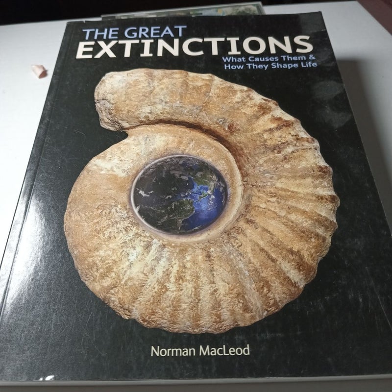 The Great Extinctions