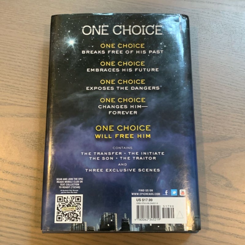 Four: a Divergent Collection