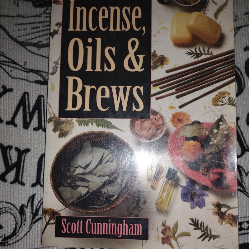 The Complete Book of Incense, Oils and Brews