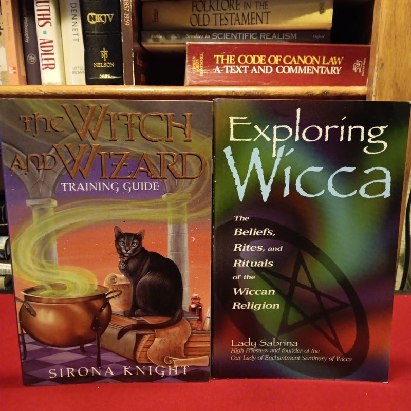 6 Book Lot of Magic, Tarot, Wicca & Occult