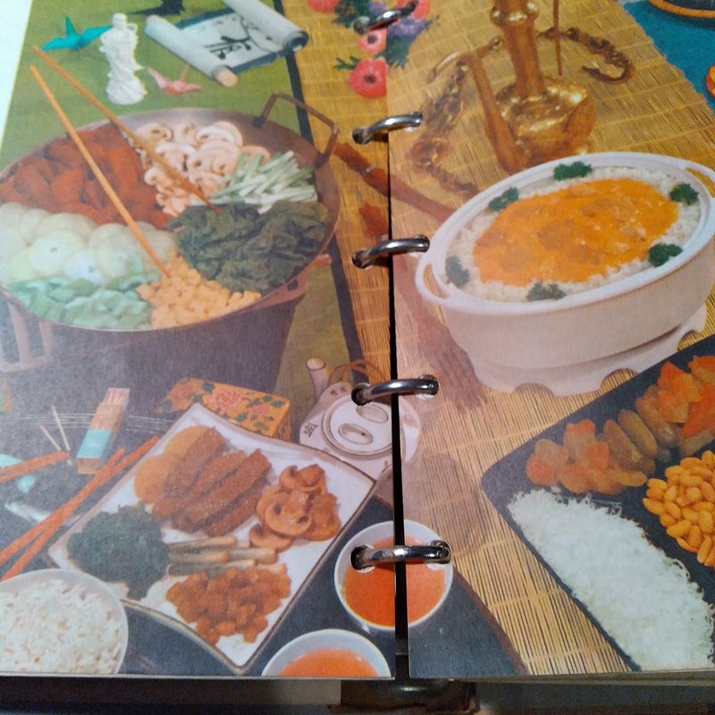Betty Crocker New Picture Cook Book