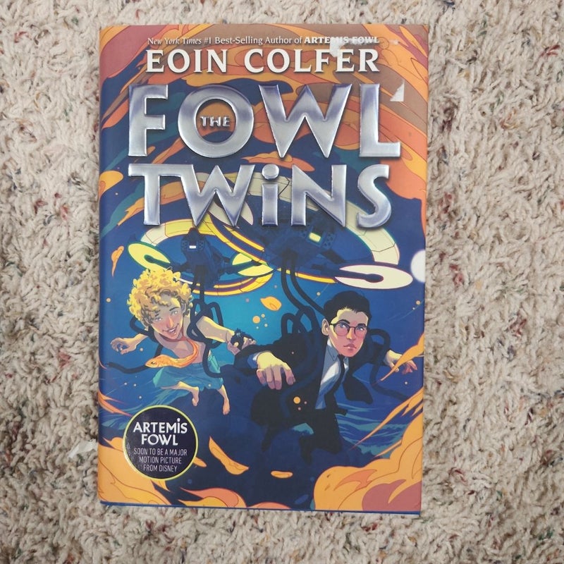 The Fowl Twins (a Fowl Twins Novel, Book 1)