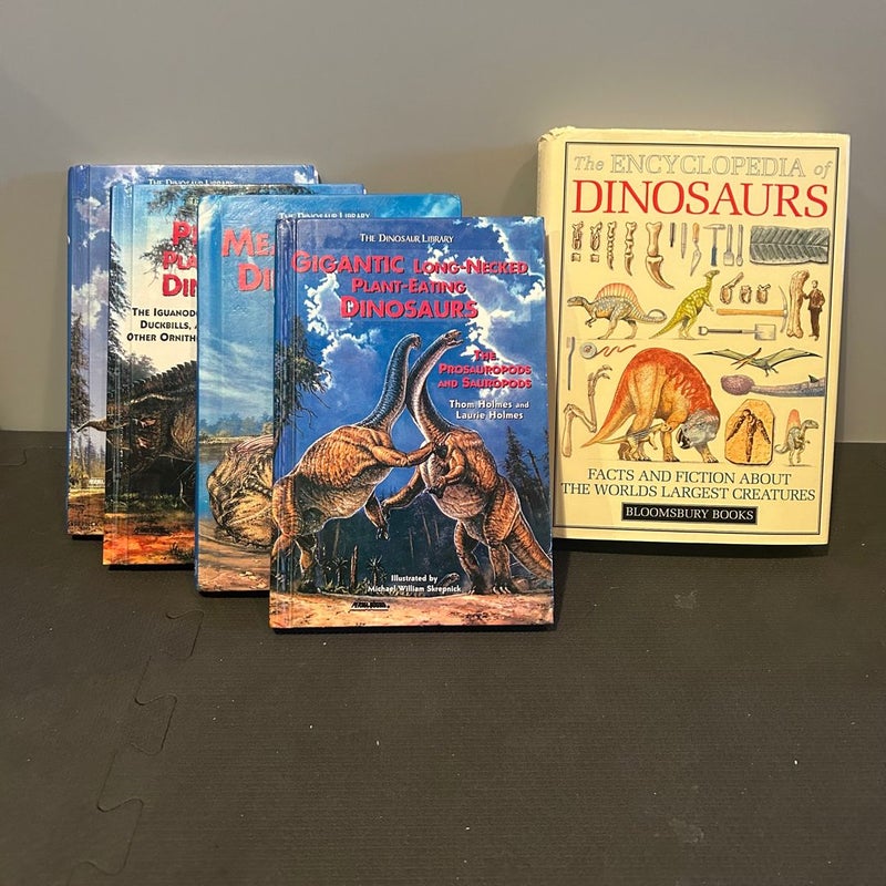 Dinosaur Book Bundle (Five)