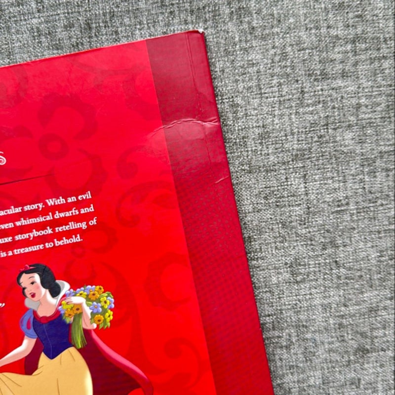 Disney Princess Snow White and the Seven Dwarfs