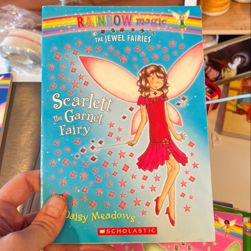 Rainbow Magic the Jewel Fairies Books 1-7 