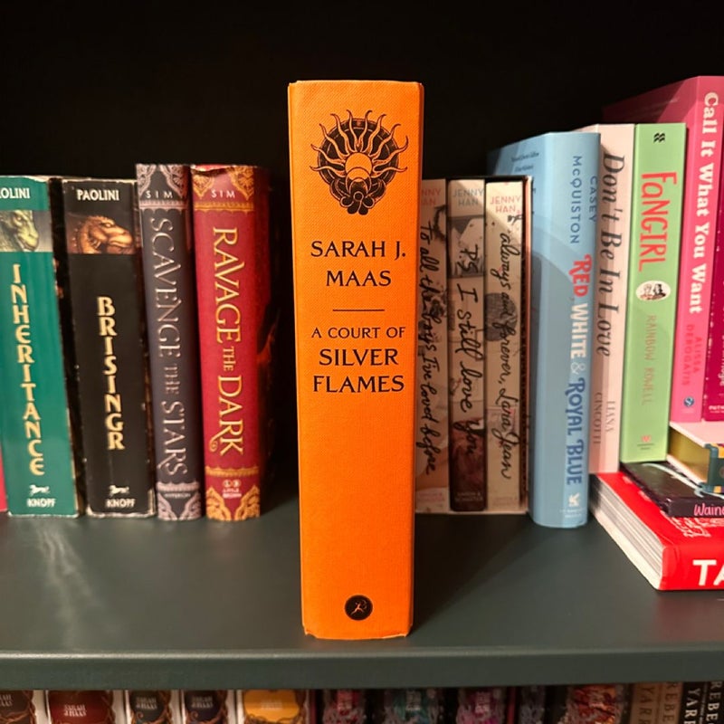 A Court of Silver Flames - LIMITED TOUR EDITION