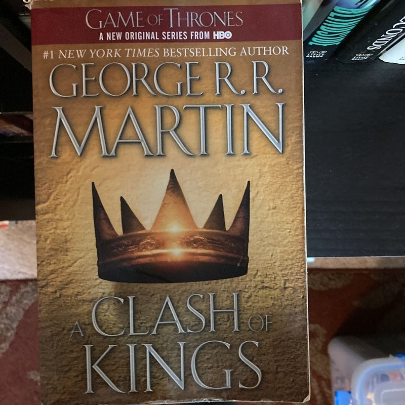 A Clash of Kings by George R. R. Martin, Paperback