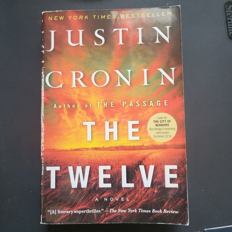 The Twelve (Book Two of the Passage Trilogy)