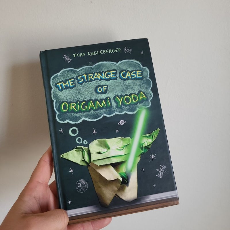 The Strange Case of Origami Yoda (Origami Yoda #1)