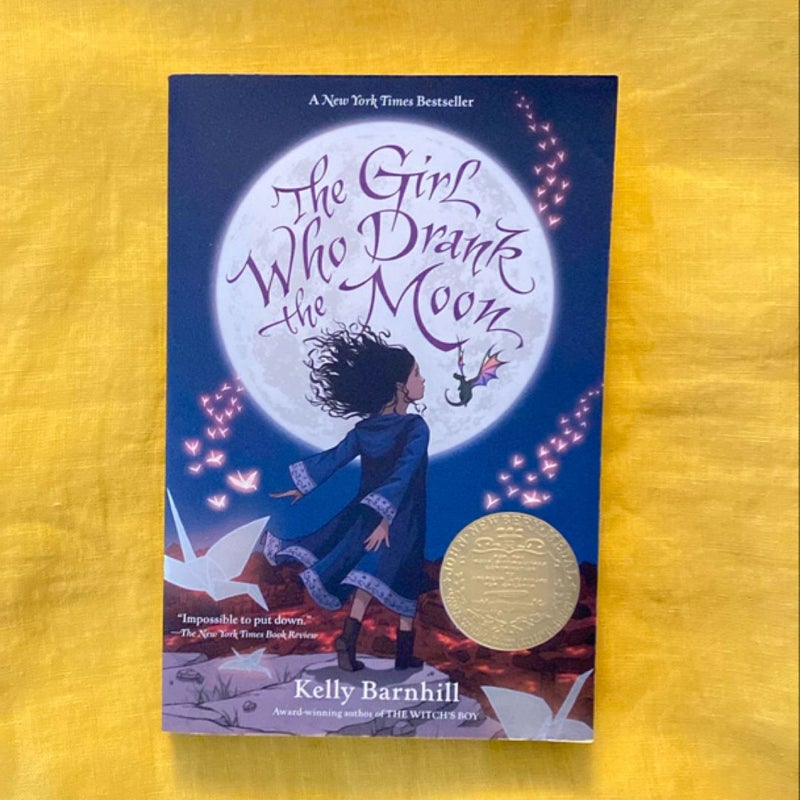 The Girl Who Drank the Moon (Winner of the 2017 Newbery Medal)