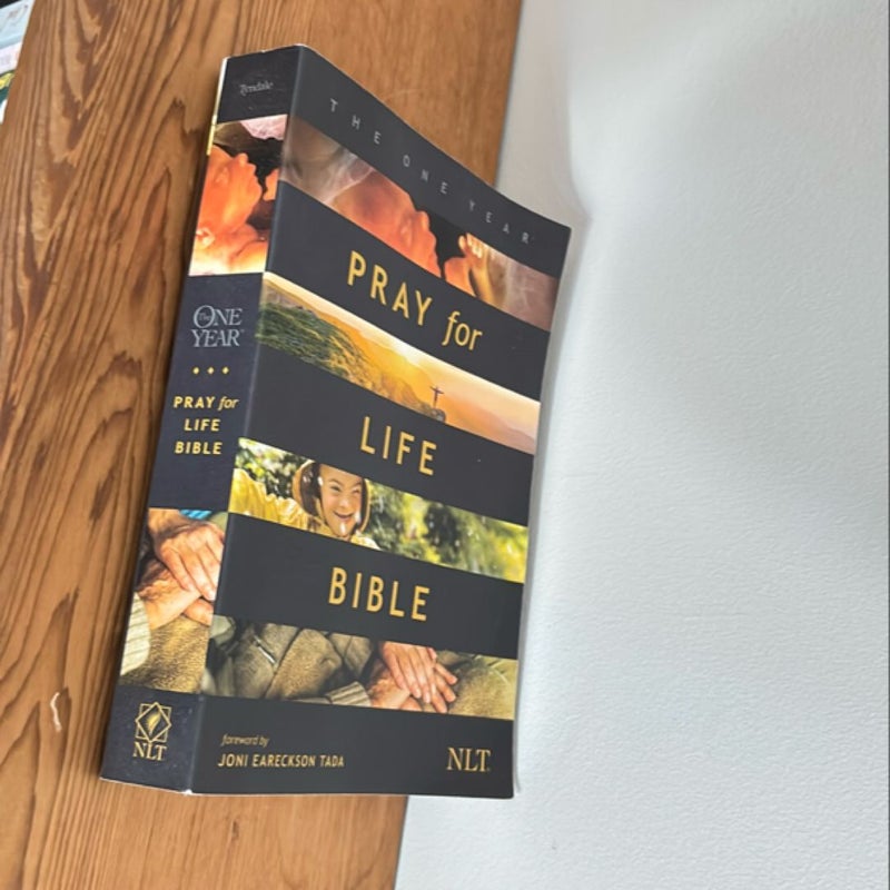The One Year Pray for Life Bible