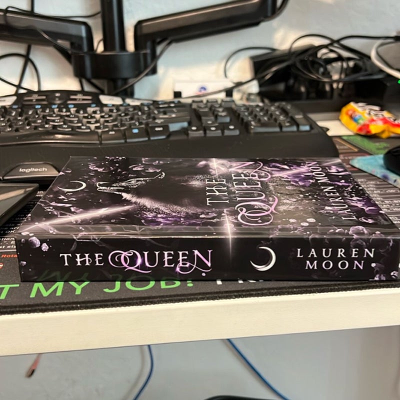 The Queen - Dark and Nerdy Book Box 