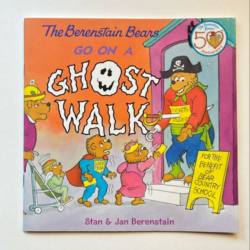 The Berenstain Bears Go on a Ghost Walk