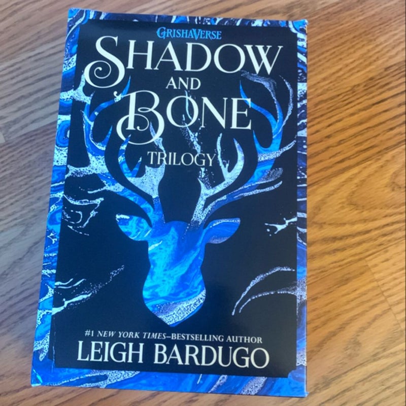 The Shadow and Bone Trilogy Boxed Set