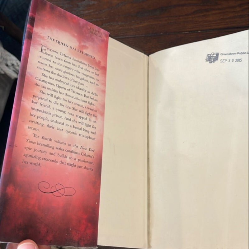 Queen of Shadows OOP HARDCOVER