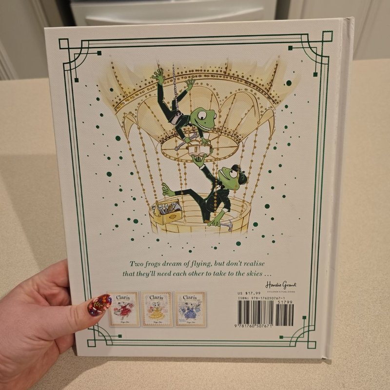 Oli and Basil: the Dashing Frogs of Travel