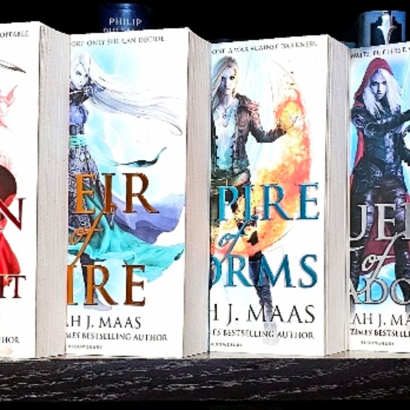 Throne of Glass  *oop UK paperback-complete set*