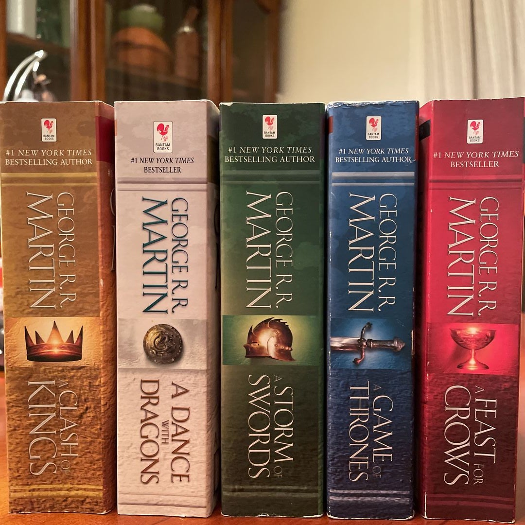 Lot of 6 The Game of Thrones Books Full Set 1-5 George R.R. Martin