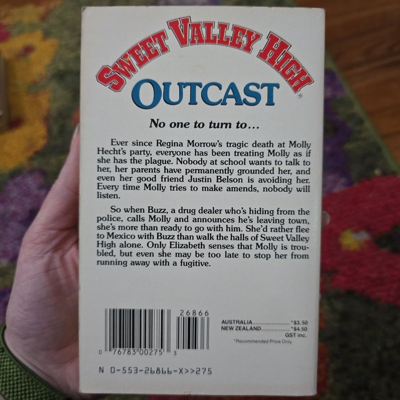 Sweet Valley High #41: Outcast