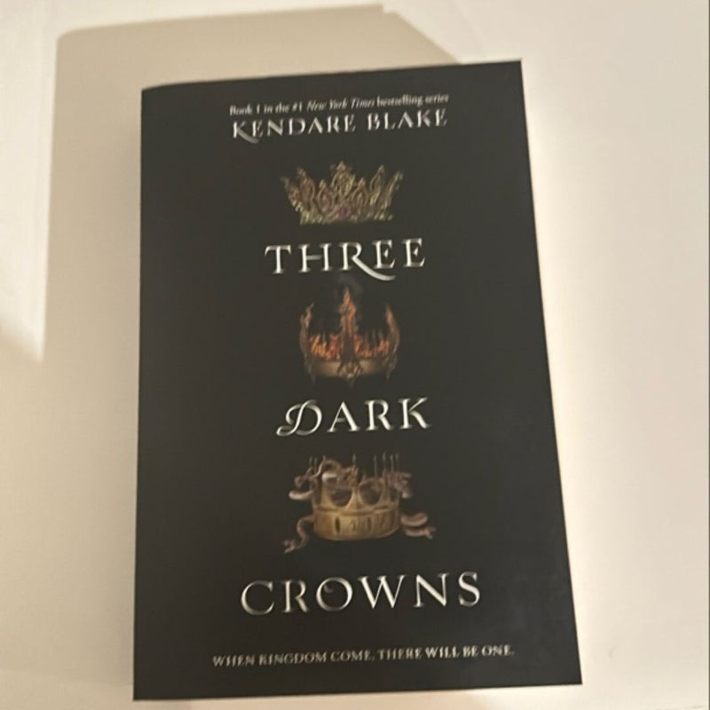 Three Dark Crowns