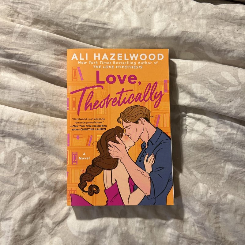 Ali Hazelwood: Love Theoretically