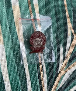 Rule of Wolves pin
