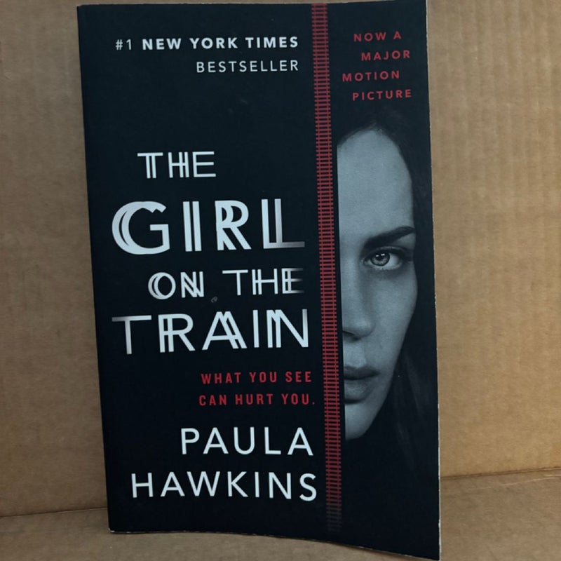 The Girl on the Train (Movie Tie-In)