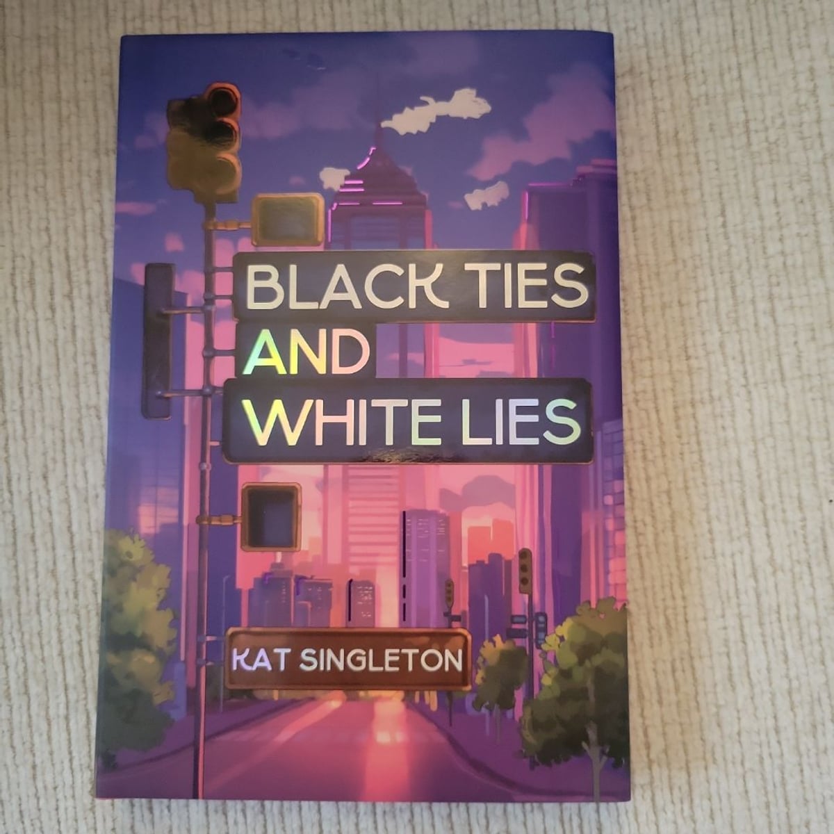 Black Ties and White Lies by Kat Singleton, Hardcover | Pangobooks