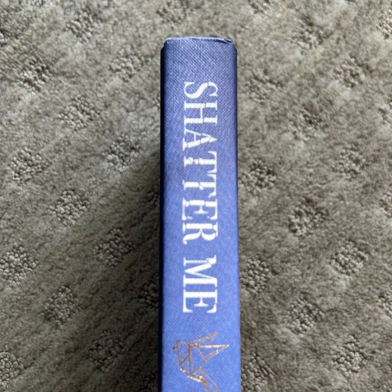 Shatter Me - Shatter Me (Shatter Me): Special Collectors edition -  HarperReach