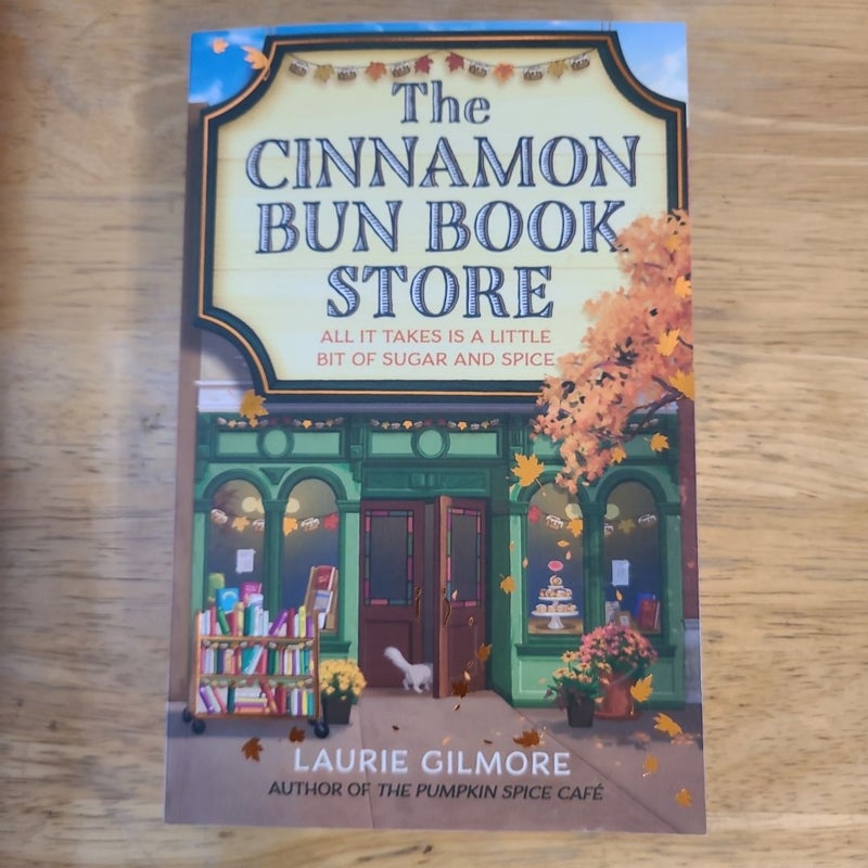 The Cinnamon Bun Book Store (Dream Harbor, Book 2)