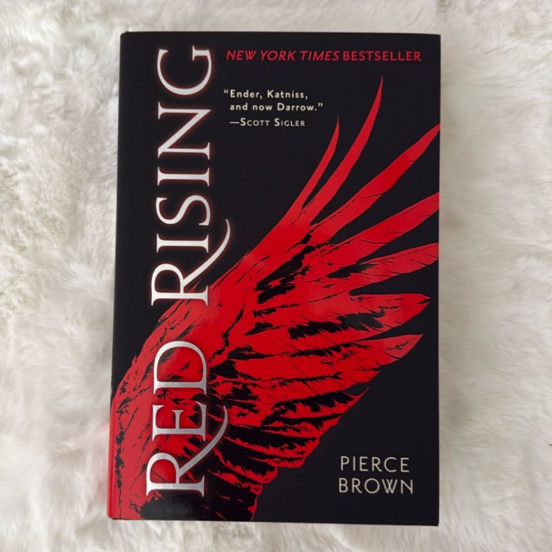 Red Rising by Pierce Brown, Hardcover | Pangobooks