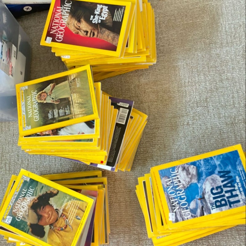 Lot of National Geographic Magazines 