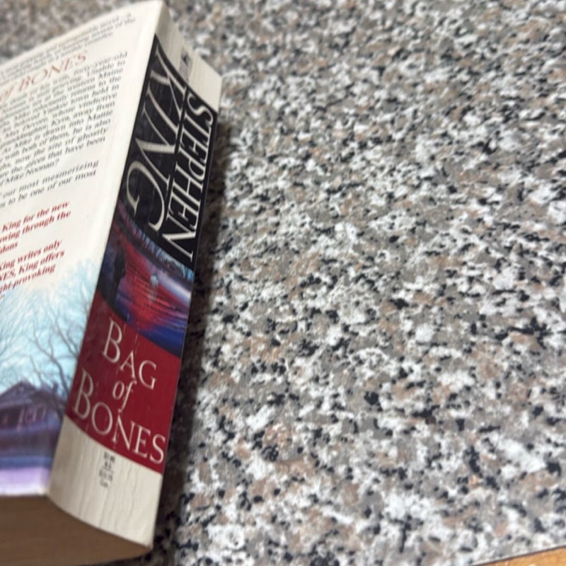 Bag of bones (1st edition)