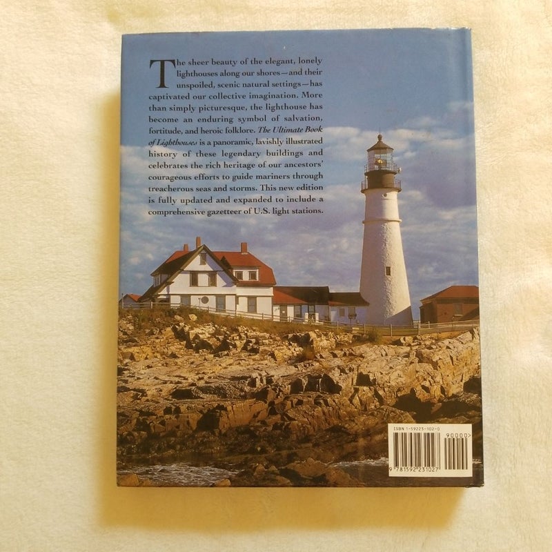 The Ultimate Book of Lighthouses