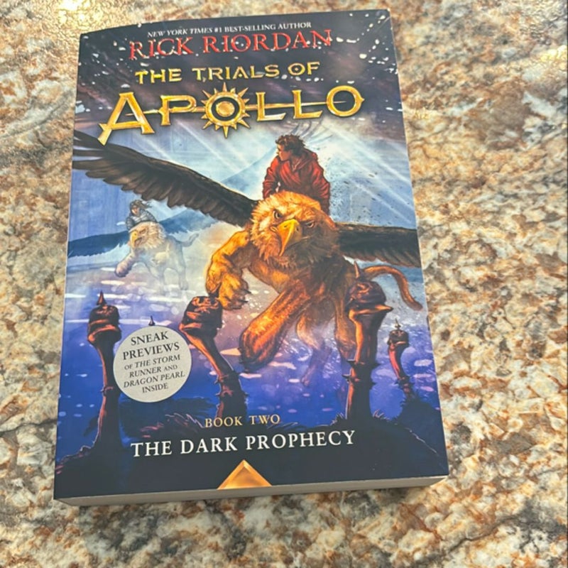 The Dark Prophecy (Trials of Apollo, the Book Two)