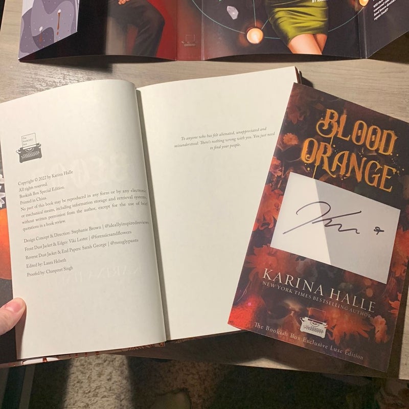 Blood Orange by Karina Halle , Hardcover Pangobooks