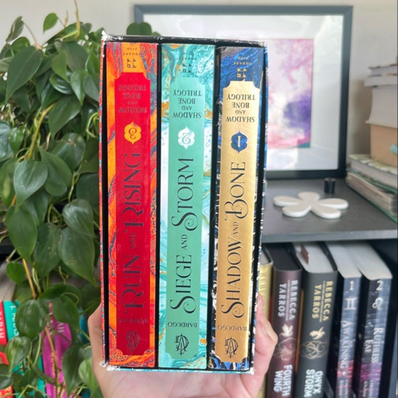 The Shadow and Bone Trilogy Boxed Set