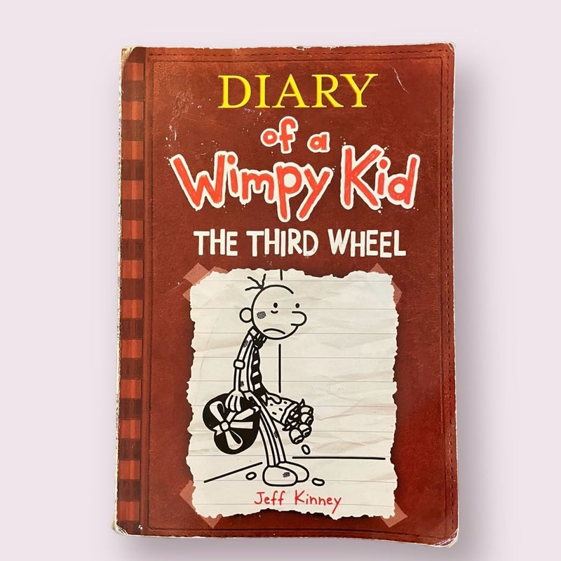 Diary of a Wimpy Kid The Third Wheel paperback 