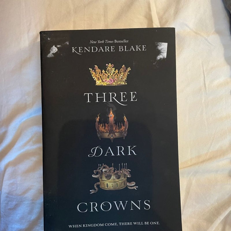 Three Dark Crowns