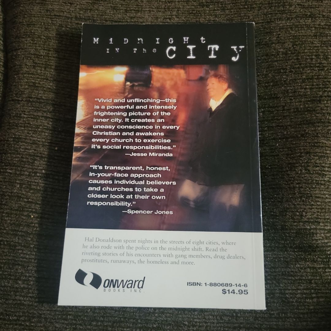 Midnight in the City by Hal Donaldson, Paperback | Pangobooks