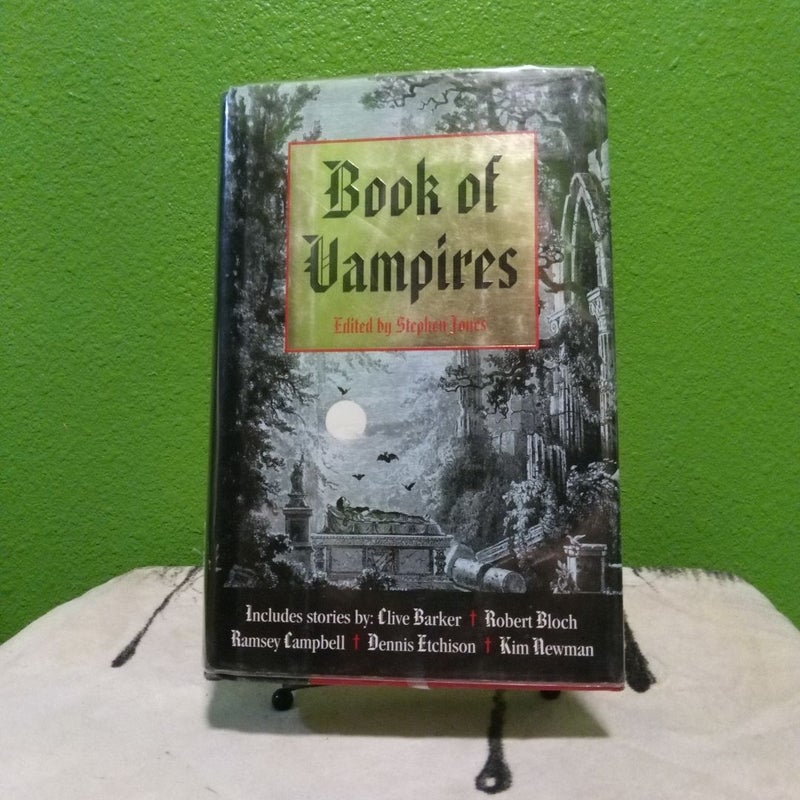 The Mammoth Book of Vampires