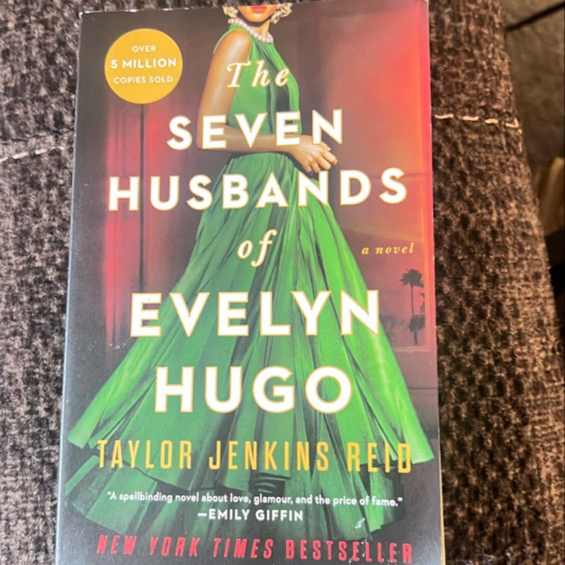 The Seven Husbands of Evelyn Hugo