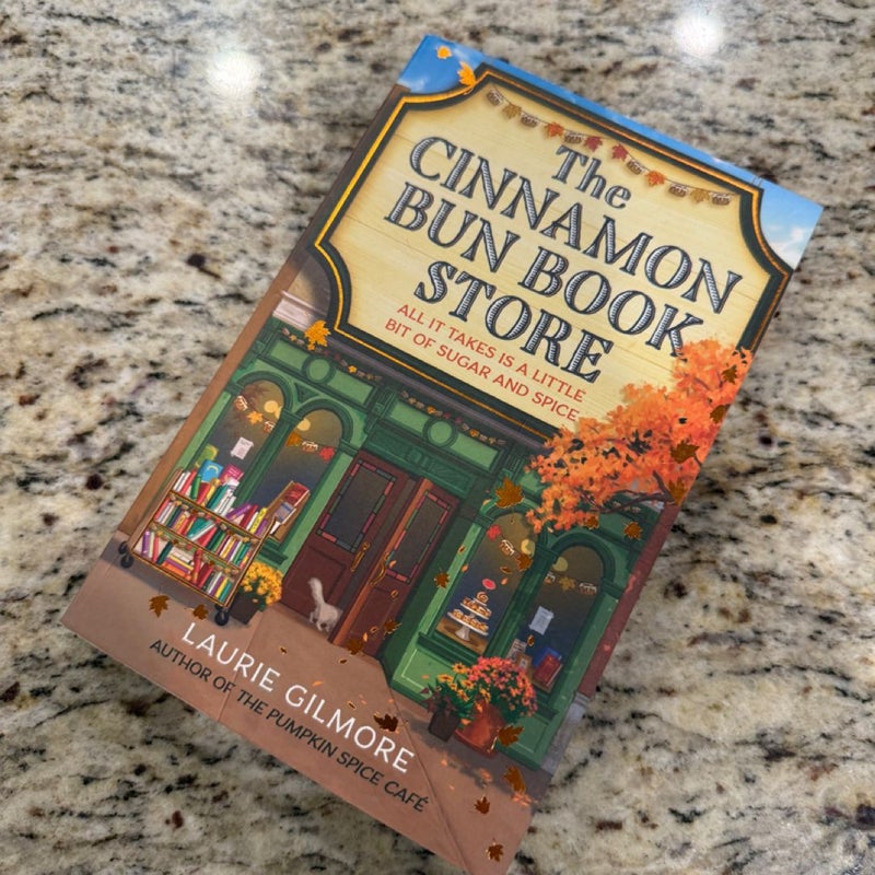 The Cinnamon Bun Book Store (Dream Harbor, Book 2)